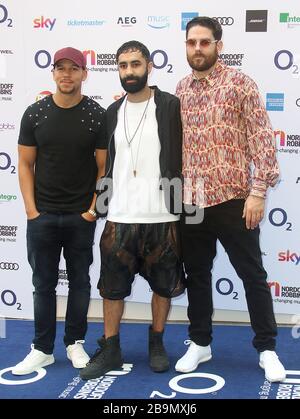 06 luglio 2018 - Londra, Inghilterra, Regno Unito - Nordoff Robbins O2 Silver Clef Awards 2018 spettacoli fotografici: (L-R) Kesi Dryden, Amir Amor e Piers Agget di Rudimen Foto Stock