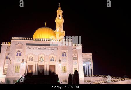 La Moschea di Zawawi è una moschea situata a Muscat, Oman Foto Stock