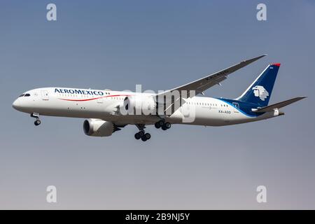 New York City, New York – 29 febbraio 2020: Aeromexico Boeing 787-9 aereo Dreamliner all'aeroporto JFK di New York (JFK). Boeing è un Ameri Foto Stock