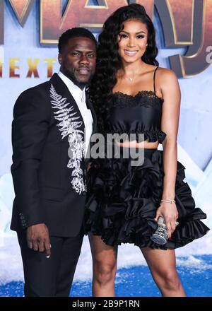 (FILE) Kevin Hart e la moglie Eniko Parrish Hart si aspettano il loro secondo bambino insieme. Il comico e sua moglie, Eniko Parrish Hart, si aspettano il loro secondo bambino insieme e di recente hanno condiviso le buone notizie via Instagram il martedì 24 marzo 2020. HOLLYWOOD, LOS ANGELES, CALIFORNIA, USA - DICEMBRE 09: L'attore Kevin Hart e la moglie Eniko Parrish arrivano alla prima mondiale della Columbia Pictures 'Jumanji: The Next Level' che si tiene al TCL Chinese Theatre IMAX il 9 Dicembre 2019 a Hollywood, Los Angeles, California, Stati Uniti. (Foto di Xavier Collin/Image Press Agency) Foto Stock