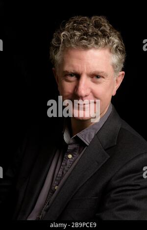 Jonathan Powell, è il Chief Executive Officer e fondatore di Inter mediate una beneficenza di Londra la cui missione è di promuovere la risoluzione dei conflitti A. Foto Stock