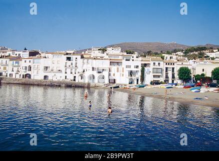 Cadaques, provincia di Gerona, Catalogna, Spagna. Foto Stock