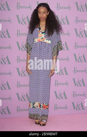 20 giu 2018 - Londra, Inghilterra, Regno Unito - V&A Summer Party 2018, Victoria and Albert Museum spettacoli fotografici: Corinne Bailey Rae Foto Stock