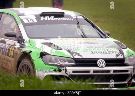 14 marzo 2020. Saint Denoeux, Pas de Calais, Francia. Rallye du Touquet. Il 60esimo Rally du Touquet si snoda attraverso la campagna francese. La Ra Foto Stock