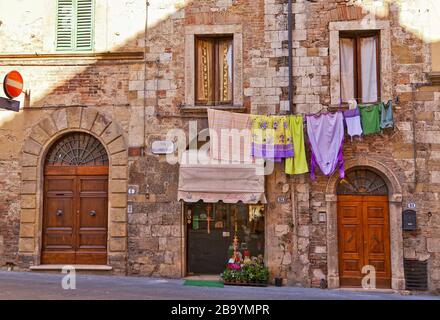 Via della porta Vecchia vicolo ,Colle Val d'Elsa,Toscana, Italia, Europa Foto Stock