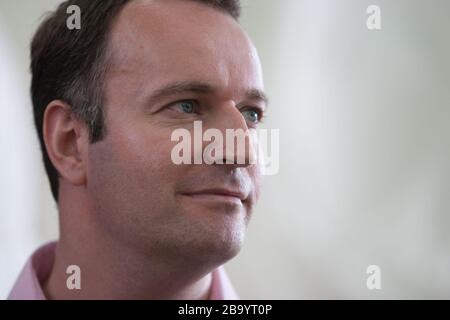 Andrew o'Hagan, autore e giornalista scozzese, al Festival Internazionale del Libro di Edimburgo, Scozia, agosto 2003. Foto Stock