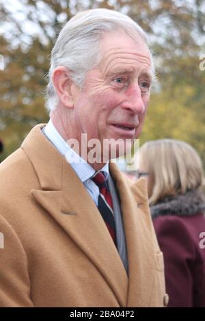 Londra, Regno Unito. 3 dicembre 2013. (NOTA DELL'EDITORE: Immagine archiviata 03/12/2013).HRH Prince Charles, Prince of Wales durante la sua visita reale a Bedfordshire.Buckingham Palace ha annunciato che HRH Prince Charles ha testato positivo per Coronavirus. Egli si autoisola a Balmoral, Scozia, e attualmente soffre solo di sintomi lievi. Credito: Keith Mayhew/SOPA Images/ZUMA Wire/Alamy Live News Foto Stock