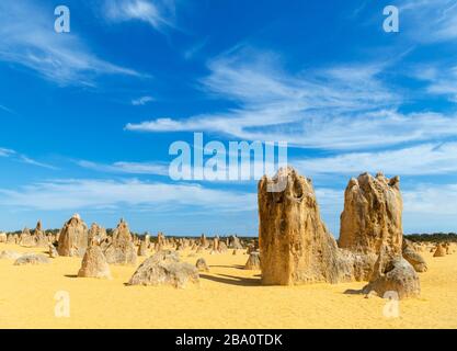 I Pinnacles, il Parco Nazionale di Nambung, Cervantes, Australia Occidentale, Australia Foto Stock