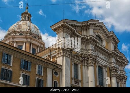 Santi Ambrogio e Carlo a Roma Foto Stock