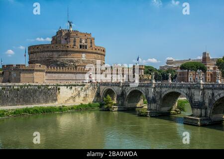 Castel Sant'Angelo sul Tevere a Roma Foto Stock