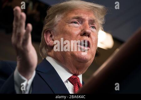 Washington DC, Stati Uniti. 25 Marzo 2020. Il Presidente degli Stati Uniti Donald J. Credit: MediaPunch Inc/Alamy Live News Foto Stock