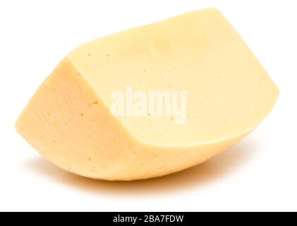 Pezzo di formaggio isolato su sfondo bianco Foto Stock