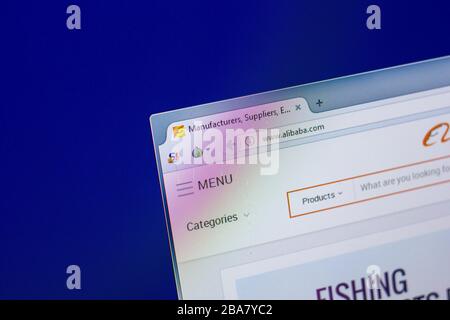 Ryazan, Russia - 16 aprile 2018 - Homepage di Alibaba.com sul display del PC Foto Stock