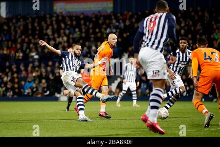 Matt Phillips di West Bromwich Albion segna il primo gol contro Newcastle United Foto Stock