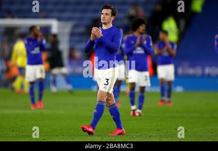Ben Chilwell di Leicester City applaude i fan a tempo pieno Foto Stock