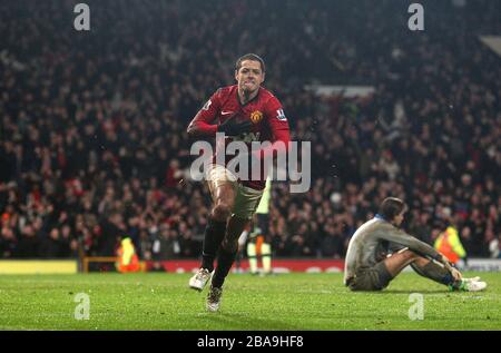 Javier Hernandez del Manchester United celebra il suo quarto obiettivo del gioco Foto Stock