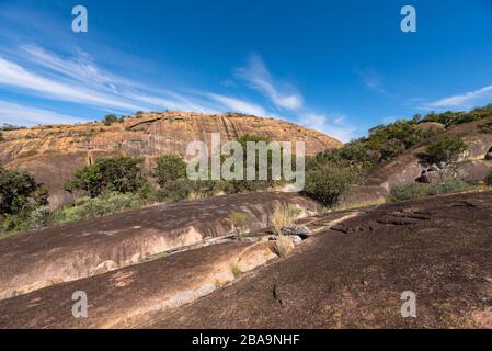 Paesaggi unici nel Parco Nazionale Matobo dello Zimbabwe. Foto Stock