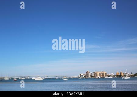 Centro di Sarasota, Florida, in un giorno libero Foto Stock