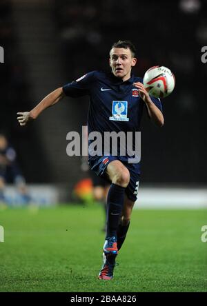 Charlie Wyke di Hartlepool United in azione Foto Stock