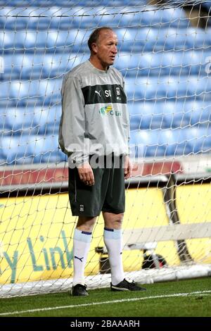 Coach Steve Ogrizovic, portiere della città di Coventry Foto Stock