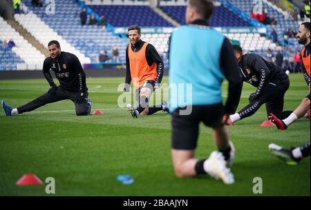 I giocatori di Charlton Athletic si riscaldano Foto Stock