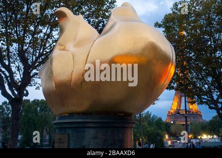 Fiamma della libertà monumento Parigi Francia Foto Stock