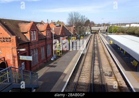 Stazione ferroviaria di Birkenhead North sulla rete Merseyrail, Birkenhead, Wirral Foto Stock