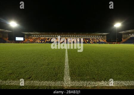 Una vista generale del Weston Homes Community Stadium sotto i riflettori Foto Stock