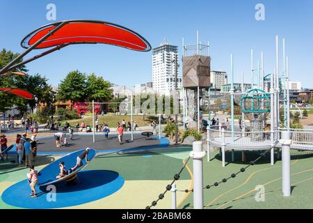 Parco giochi per famiglie Margaret Mahy, Armagh Street, Christchurch Central, Christchurch, Canterbury Region, Nuova Zelanda Foto Stock