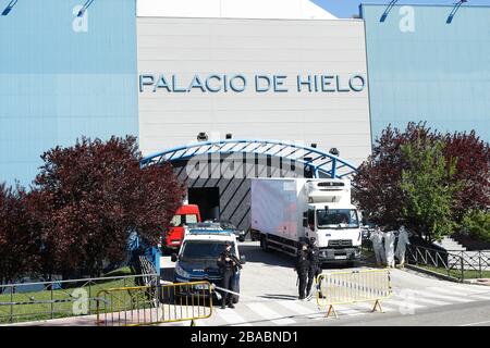 Madrid, Spagna. 26 marzo 2020. Il punto di vista generale di Palacio de Hielo è diventato un morso temporaneo a causa della dichiarazione di emergenza a causa dell'epidemia di Corona Virus (COVID-19) a Madrid, Spagna, 26 MARZO 2020. Credit: Mutsu Kawamori/AFLO/Alamy Live News Foto Stock