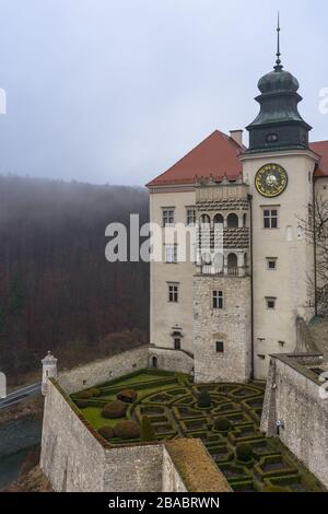 Pieskowa Skała, Polonia. Foto Stock