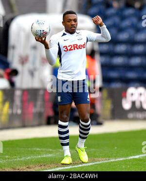 Darnell Fisher di Preston North End in azione Foto Stock