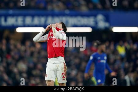 Hector Bellerin di Arsenal celebra il suo secondo obiettivo del gioco Foto Stock