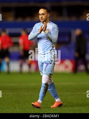Jodi Jones di Coventry City applaude i fan dopo la partita Foto Stock