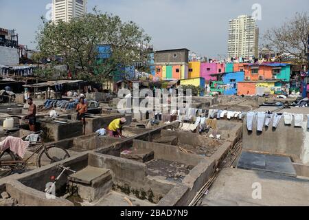 Dhobi Ghat lavanderia all'aperto a Mumbai, India Foto Stock