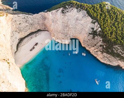 Veduta aerea della spiaggia di 'Navagio' a Zante Grecia Foto Stock