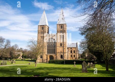 Primavera a Southwell Minster, Southwell Nottinghamshire Inghilterra UK Foto Stock