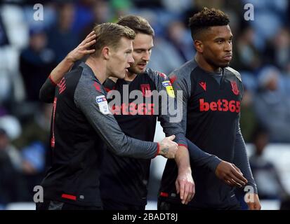 Sam Vokes di Stoke City celebra il suo primo obiettivo del gioco Foto Stock