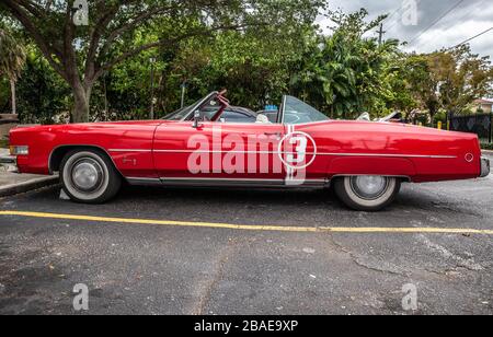 Una nona generazione Cadillac Eldorado convertibile auto, Miami, Florida, Stati Uniti. Foto Stock