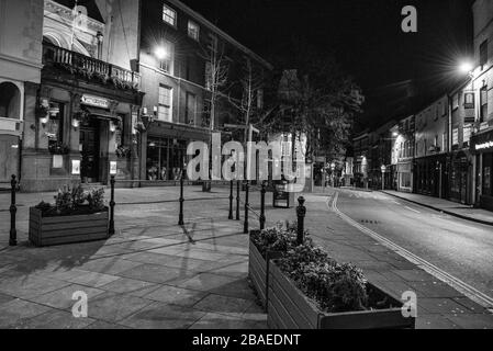 Svuotare Hockley il Sabato notte durante la pandemia di Coronavirus COVID 19, marzo 2020 Nottinghamshire Inghilterra UK Foto Stock