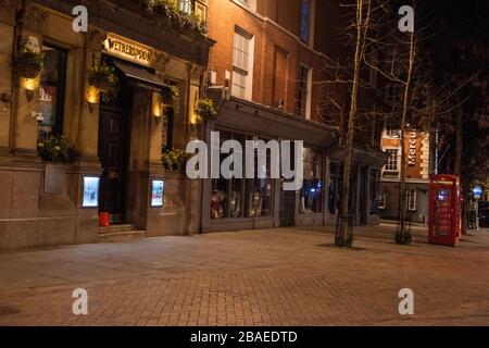 Svuotare Hockley il Sabato notte durante la pandemia di Coronavirus COVID 19, marzo 2020 Nottinghamshire Inghilterra UK Foto Stock