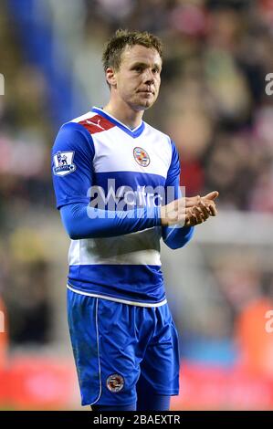 Chris Gunter di Reading sembra sconsolato dopo il fischio finale Foto Stock