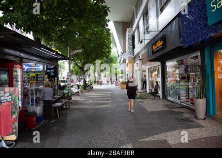 Negozi a Rua Visconde de Pirajá a Ipanema, Rio - Brasile Foto Stock