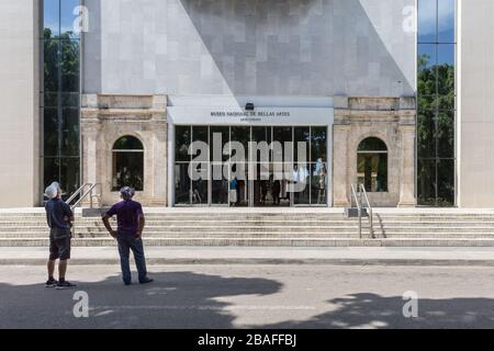 Museo Nacional de Bellas Artes, Arte Cubano, Museo Nazionale di Belle Arti facciata esterna, a l'Avana, Cuba Foto Stock