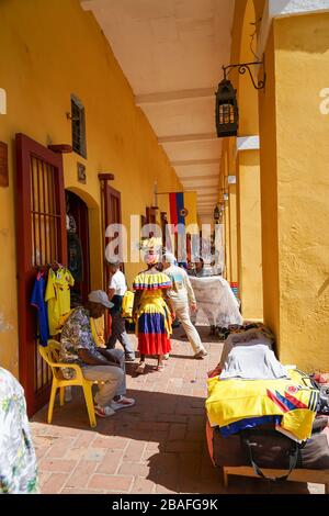 Piazza della Città e strade secondarie nella Città di Cartagena in Columbia Foto Stock