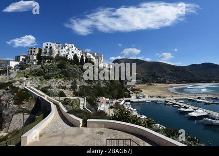 Vista panoramica di Sperlonga, città del Lazio, Italia Foto Stock