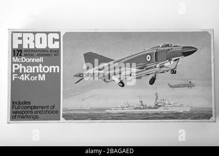 Kit velivolo modello McDonnell Phantom Vintage Frog 1/72 Foto Stock