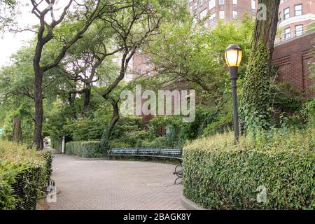 Il parco nascosto Peter Detmold nel lato est di Manhattan. Foto Stock