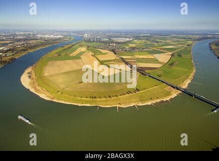 fiume Reno a Krefeld a Duisburg-Uerdingen con ponte di B 288, 12.03.2015, vista aerea, Germania, Nord Reno-Westfalia, basso Reno, Krefeld Foto Stock