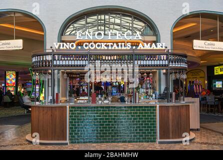 The Shops at Crystals lungo la Strip a Las Vegas, Nevada, USA. Foto Stock